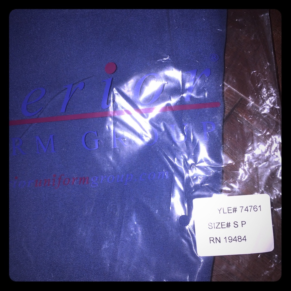 NWT Women’s Superior Scrub Bottoms